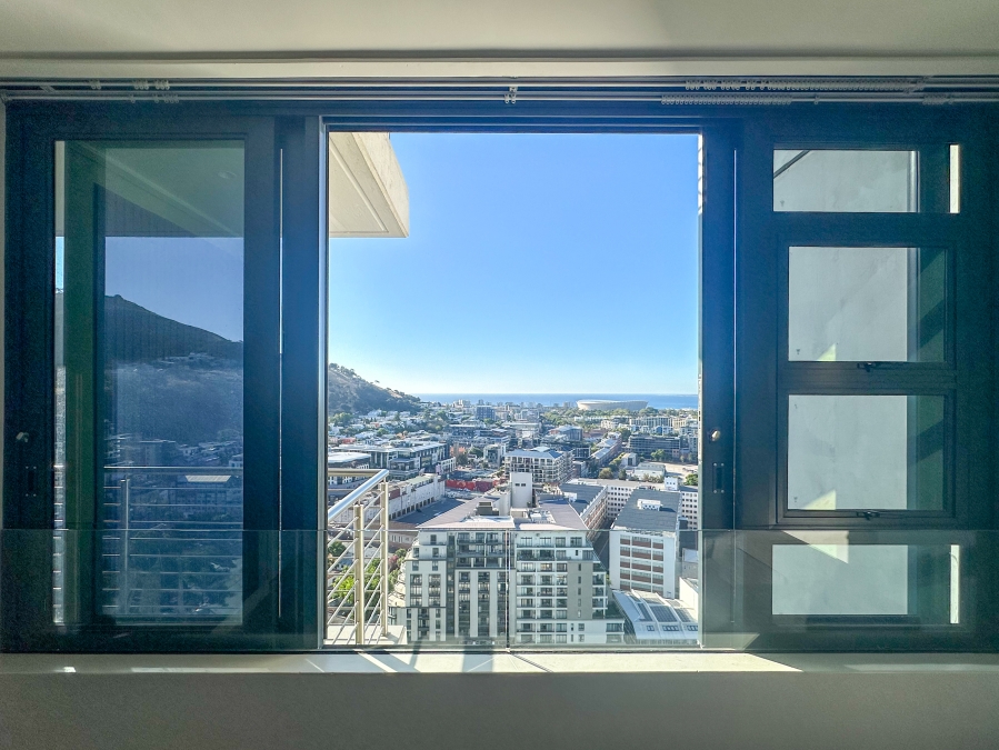 1 Bedroom Property for Sale in Cape Town City Centre Western Cape